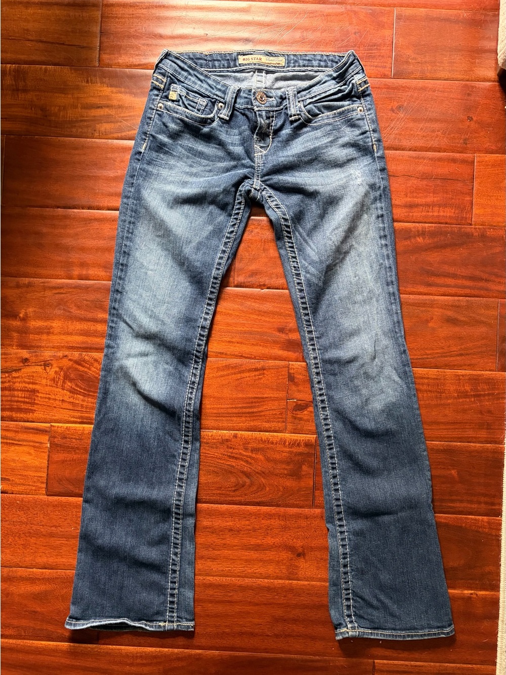 Big Star Women's Faded Blue Low-Rise Jeans 26R